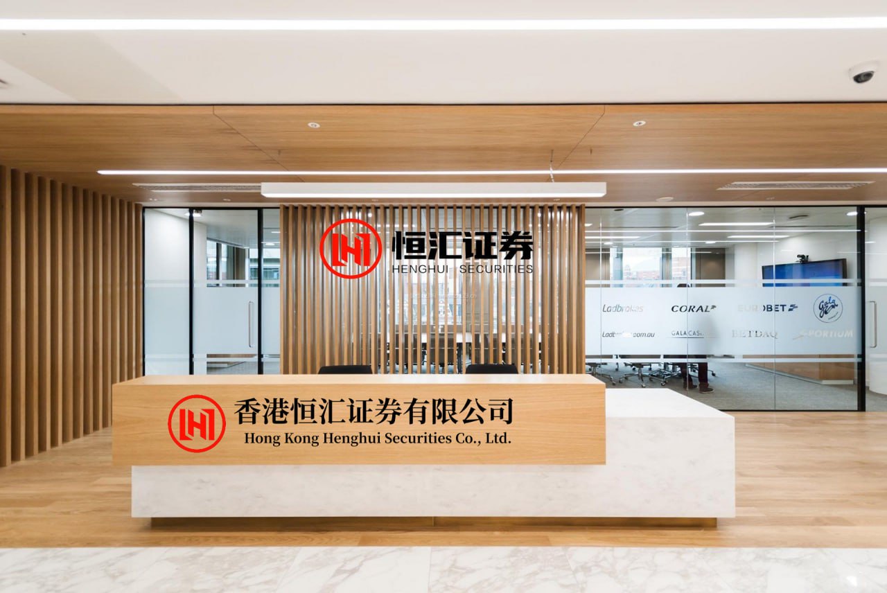 高升网 距意甲开赛仅剩三周米兰却被六大冗员死死拖住, 花光一亿欧后引援陷入全面停...